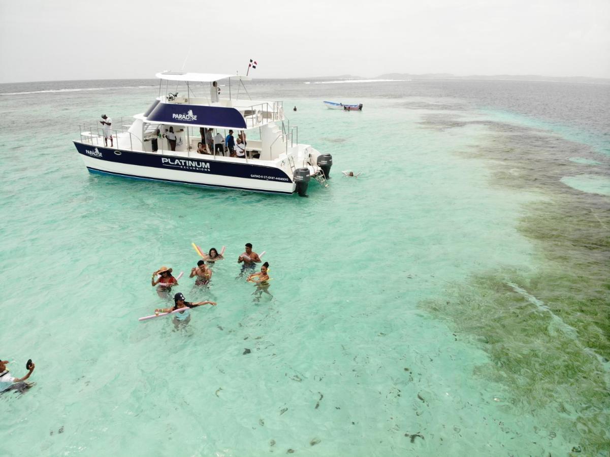 Paradise Island Beach Resort Punta Rucia Luaran gambar