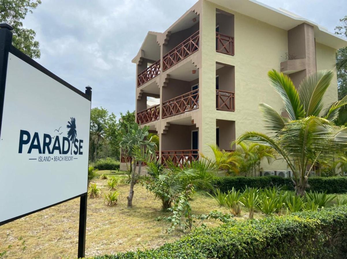 Paradise Island Beach Resort Punta Rucia Luaran gambar